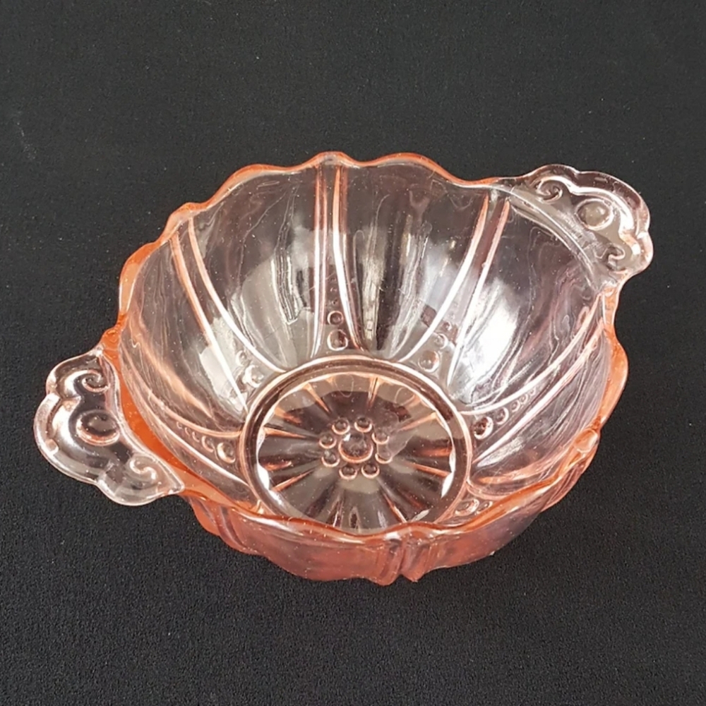 Anchor Hocking OYSTER AND PEARL Pink Depression Glass Bon Bon Bowl
